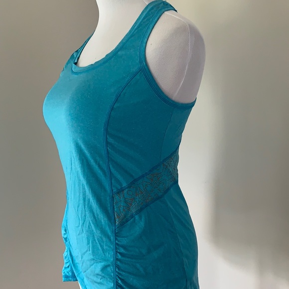 Women’s Athleta tanktop - Picture 3 of 7